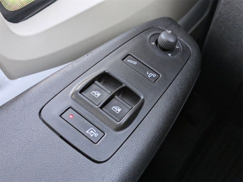 Used 2022 RAM ProMaster 2500 w/ Convenience Group image 24