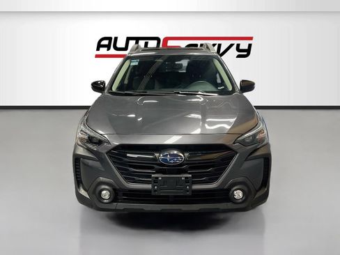 Used 2025 Subaru Outback Onyx Edition XT AWD/4WD image 2