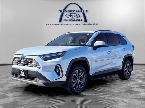 Used 2024 Toyota RAV4 Limited image 25