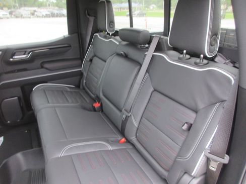 New 2026 GMC Sierra 1500 AT4X AWD/4WD image 16