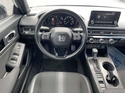 Used 2025 Honda Civic Sport image 22