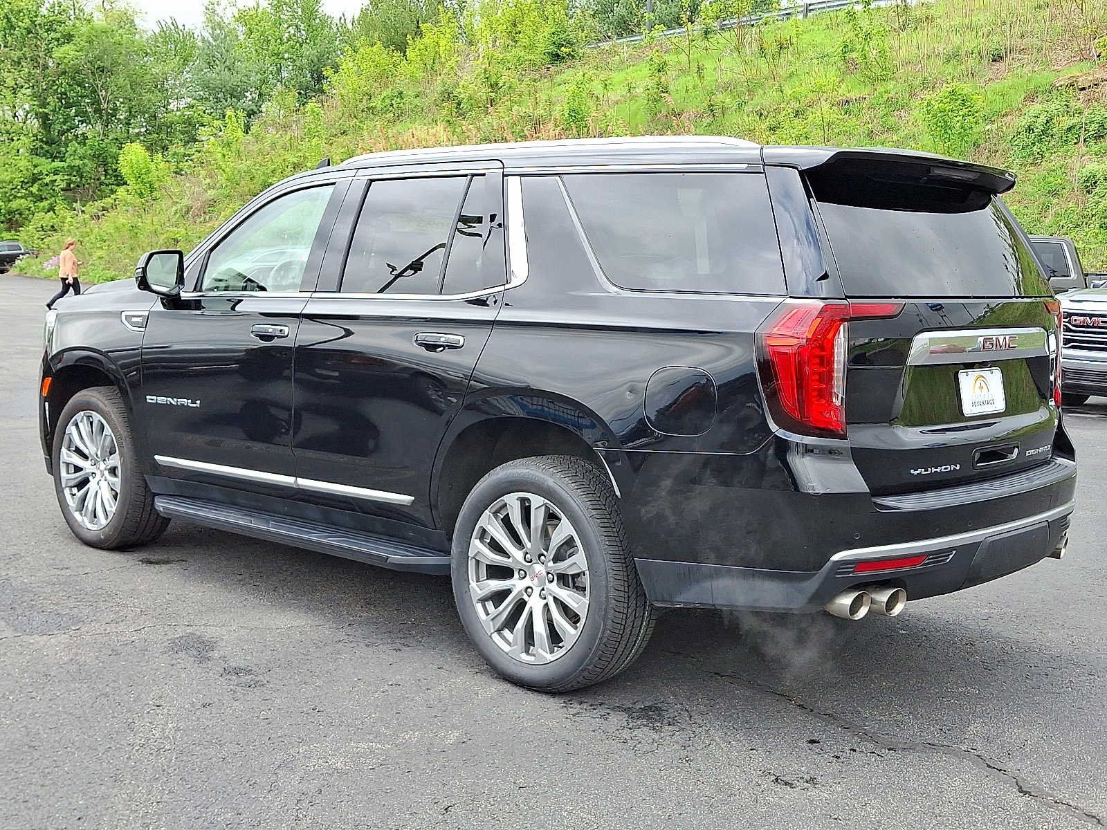 Used 2023 GMC Yukon Denali w/ Max Trailering Package AWD/4WD image 5