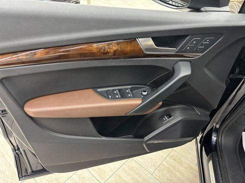 Used 2018 Audi Q5 2.0T Premium Plus w/ Premium Plus Package AWD/4WD image 22