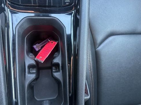 Used 2024 Jeep Compass Limited image 29