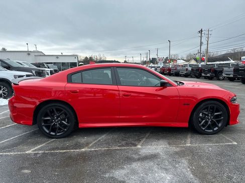 Used 2023 Dodge Charger R/T w/ Harman/Kardon Audio Group image 6