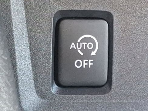 Used 2025 Nissan Sentra S FWD image 23