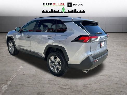 Certified 2025 Toyota RAV4 XLE AWD/4WD image 3