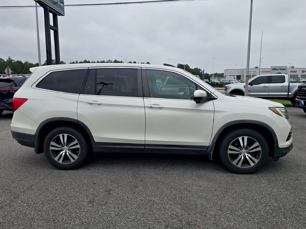 Used 2017 Honda Pilot EX-L image 2