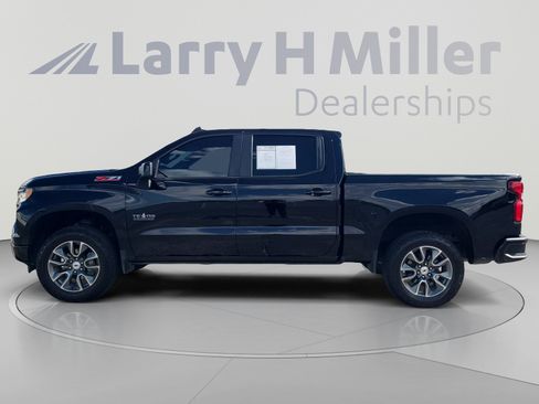 Used 2024 Chevrolet Silverado 1500 RST w/ Texas Edition Plus AWD/4WD image 2