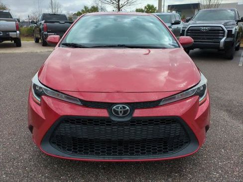Certified 2021 Toyota Corolla LE image 9