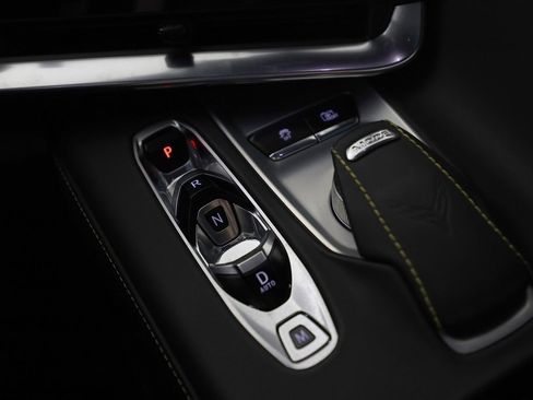 Used 2021 Chevrolet Corvette Stingray image 32