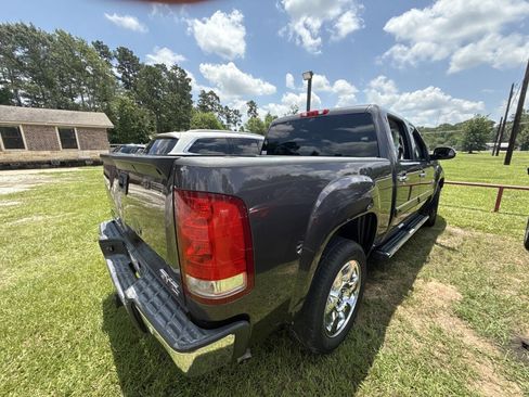 Used 2011 GMC Sierra 1500 SLE w/ Texas Edition image 4