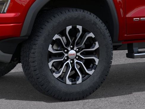 New 2026 GMC Canyon Denali AWD/4WD image 10