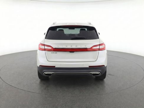 Used 2018 Lincoln MKX Select w/ Select Plus Package FWD image 7