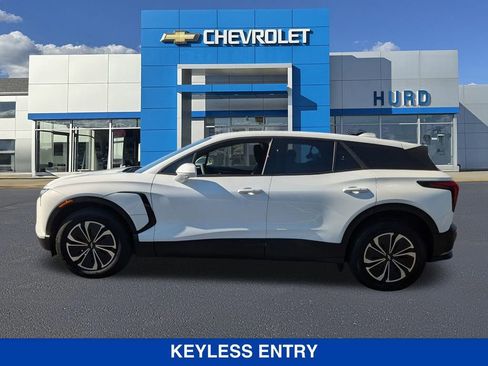 New 2025 Chevrolet Blazer EV LT image 7