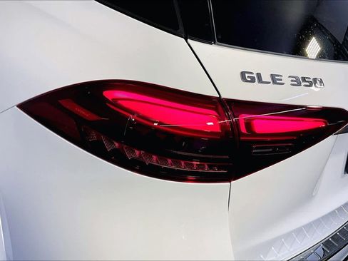 New 2026 Mercedes-Benz GLE 350 4MATIC image 5