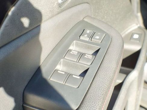 Used 2022 Honda Ridgeline Black Edition image 32