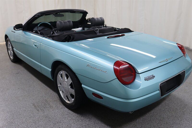 Used 2002 Ford Thunderbird RWD image 4