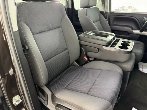 Used 2018 Chevrolet Silverado 1500 LT w/ All Star Edition image 32