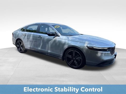 Certified 2025 Honda Accord Sport image 10