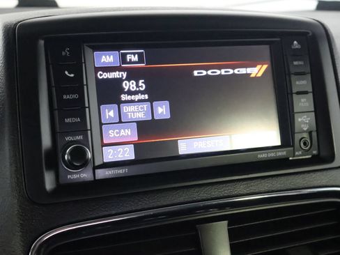 Used 2018 Dodge Grand Caravan SE FWD image 38