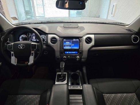 Used 2020 Toyota Tundra SR5 w/ TRD Off-Road Package AWD/4WD image 10