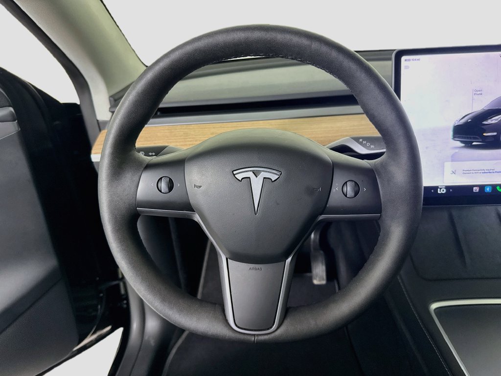 Used 2024 Tesla Model Y Long Range AWD/4WD image 11
