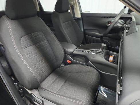 Used 2023 Honda HR-V LX image 14