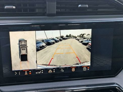 Used 2024 GMC Sierra 1500 AT4 w/ Technology Package AWD/4WD image 22