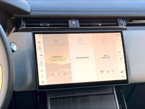 Used 2026 Land Rover Range Rover Velar Dynamic SE image 7