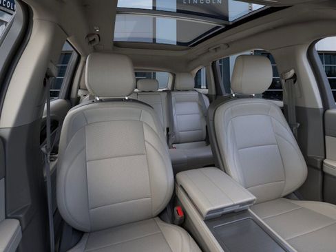 New 2025 Lincoln Nautilus Premier w/ Equipment Group 102A image 10