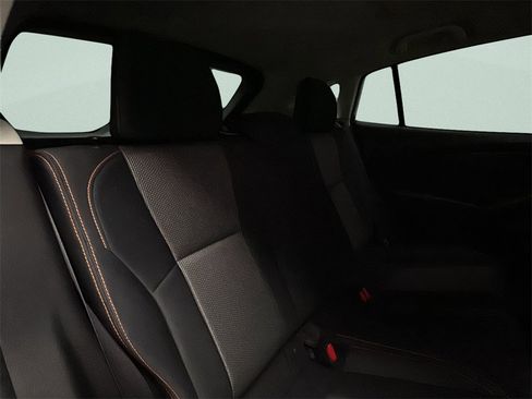 Used 2021 Subaru Crosstrek 2.0i Premium image 10