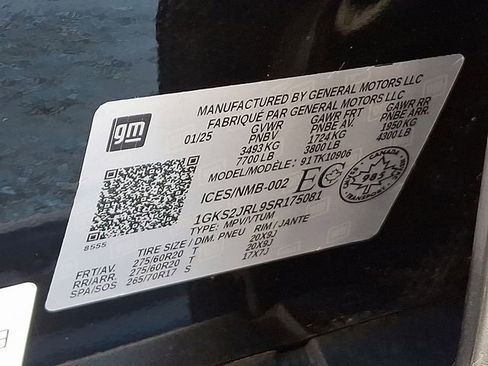 Used 2025 GMC Yukon XL Denali image 29