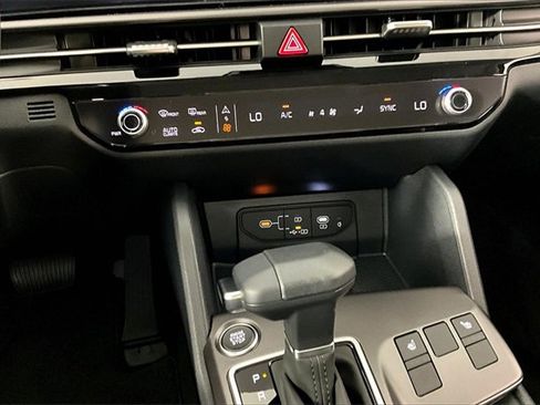 New 2026 Kia Sportage EX image 7