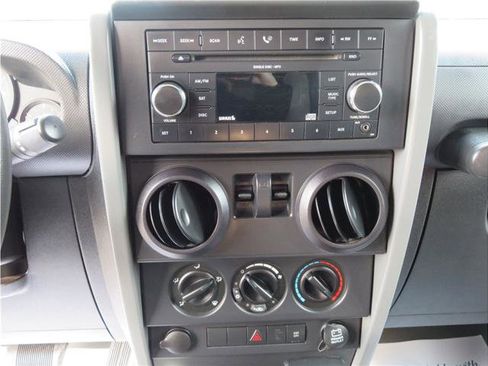Used 2007 Jeep Wrangler X image 6