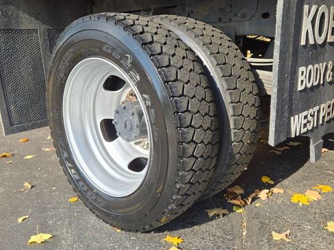 Used 2021 RAM 5500 Tradesman w/ Chrome Appearance Group image 14