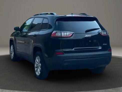 Used 2020 Jeep Cherokee Latitude FWD image 5