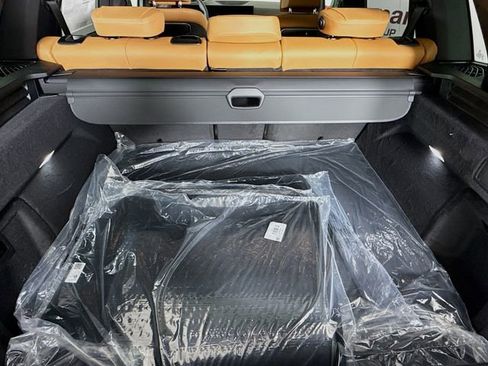 New 2026 BMW X5 xDrive50e w/ M Sport Package image 28