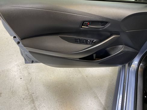 Used 2025 Toyota Corolla LE FWD image 20