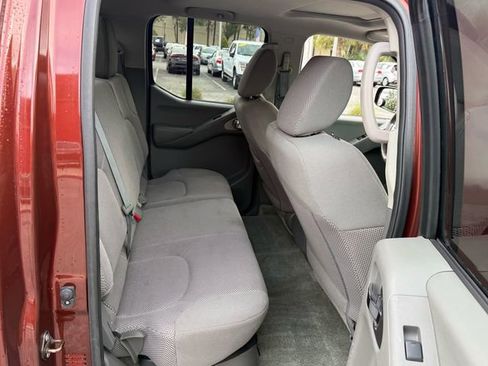 Used 2016 Nissan Frontier SV w/ SV Value Truck Package image 16