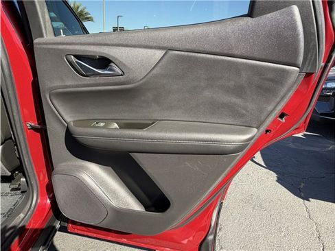 Used 2019 Chevrolet Blazer LT image 21