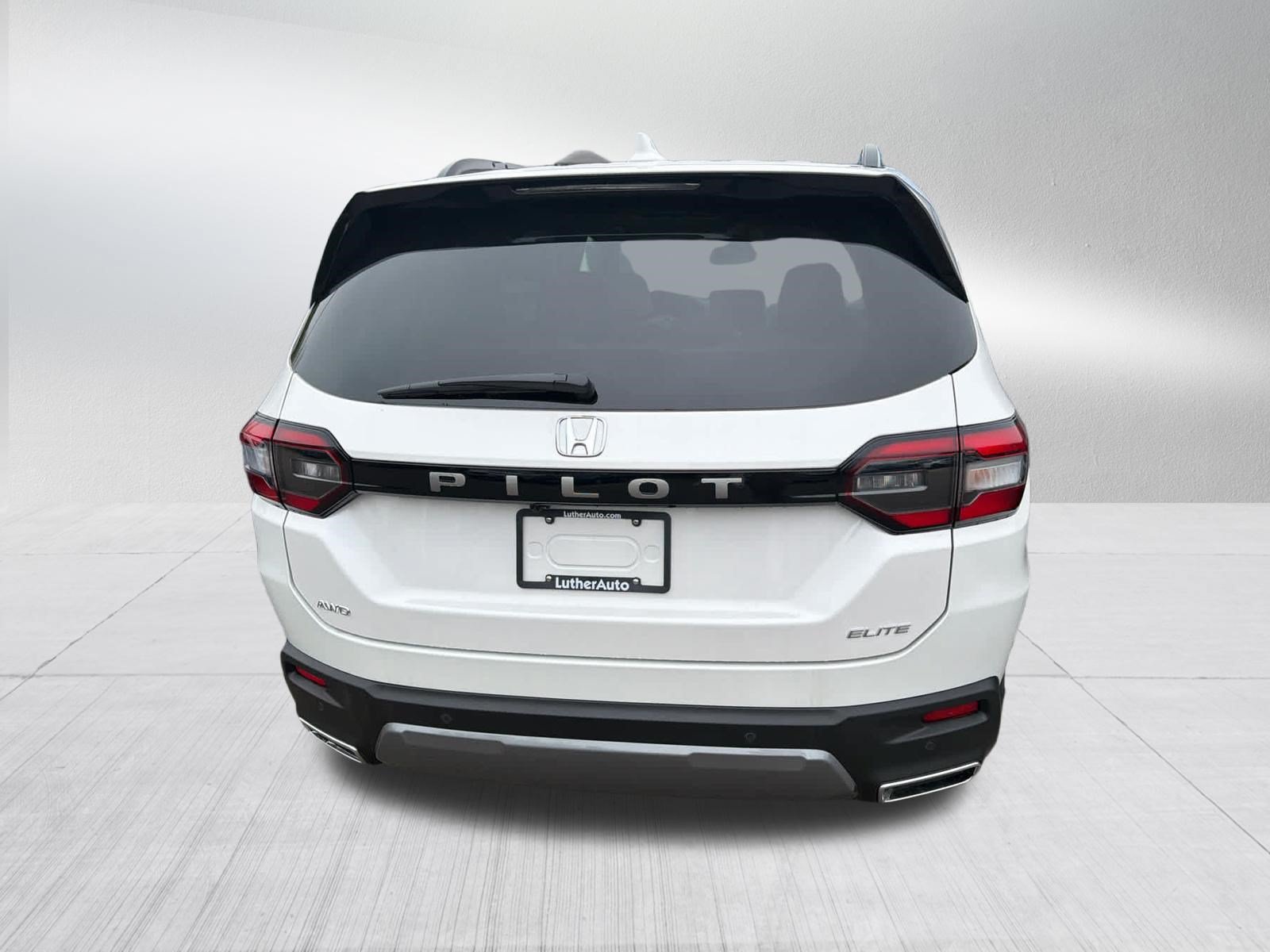 Certified 2026 Honda Pilot Elite image 7