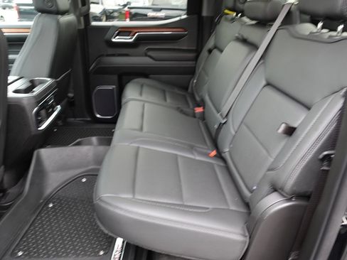 Used 2023 GMC Sierra 1500 Denali w/ Denali Reserve Package AWD/4WD image 28