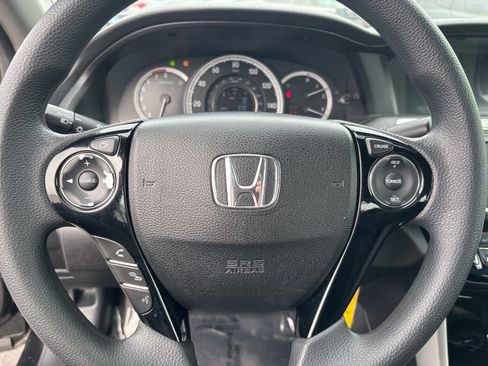 Used 2016 Honda Accord LX image 28