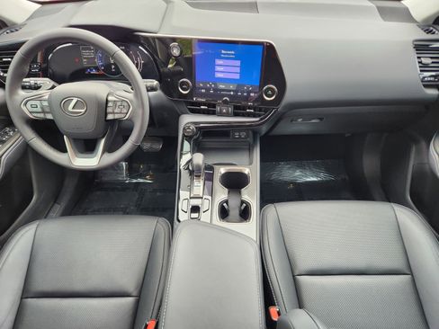 Certified 2024 Lexus NX 250 FWD w/ Towing Package (2000 Lbs) image 17