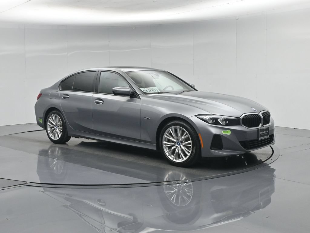 Used 2023 BMW 330e w/ Convenience Package RWD image 7