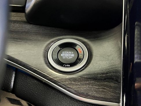 Used 2021 Jeep Grand Cherokee L Overland image 41