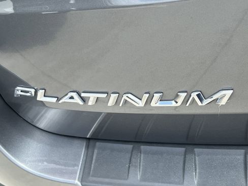 Used 2025 Ford Explorer Platinum w/ LUX Leather Package AWD/4WD image 8