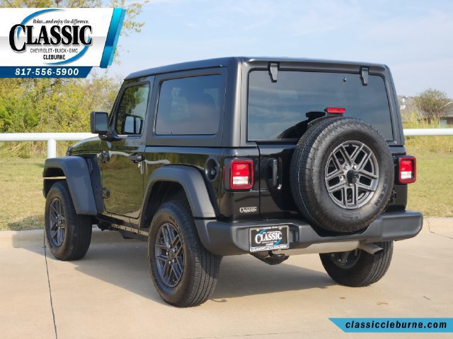 Used 2025 Jeep Wrangler Sport AWD/4WD image 8