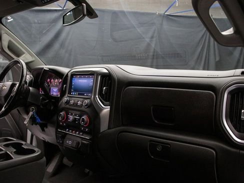 Used 2022 Chevrolet Silverado 3500 LT w/ Fleet Comfort Package image 16